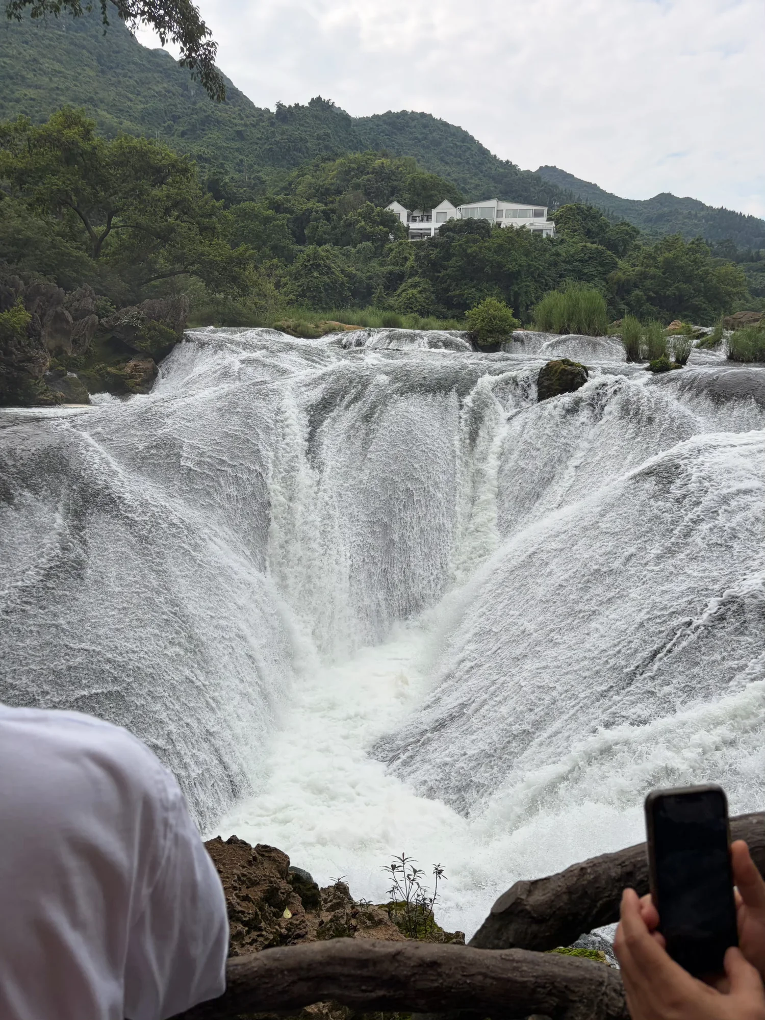 黄果树瀑布的水流